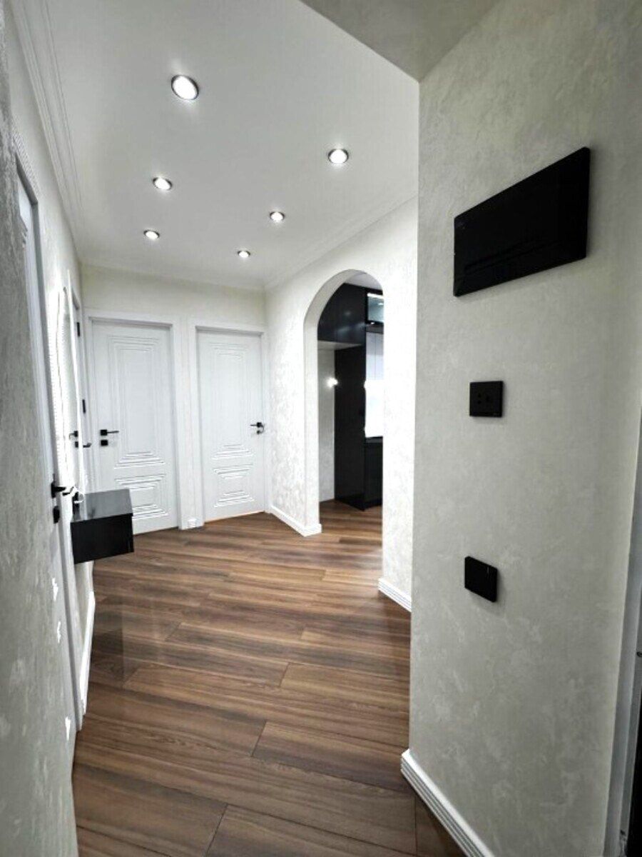 Satılır 2 otaqlı köhnə tikili 65 m² — Mənzil, Bakı (2)