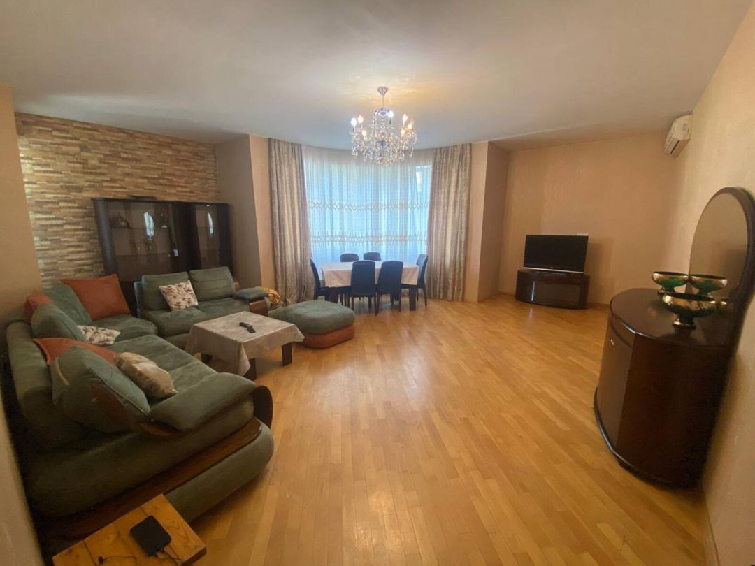 İcarəyə verilir 3 otaqlı yeni tikili 150 m² — Mənzil, Bakı