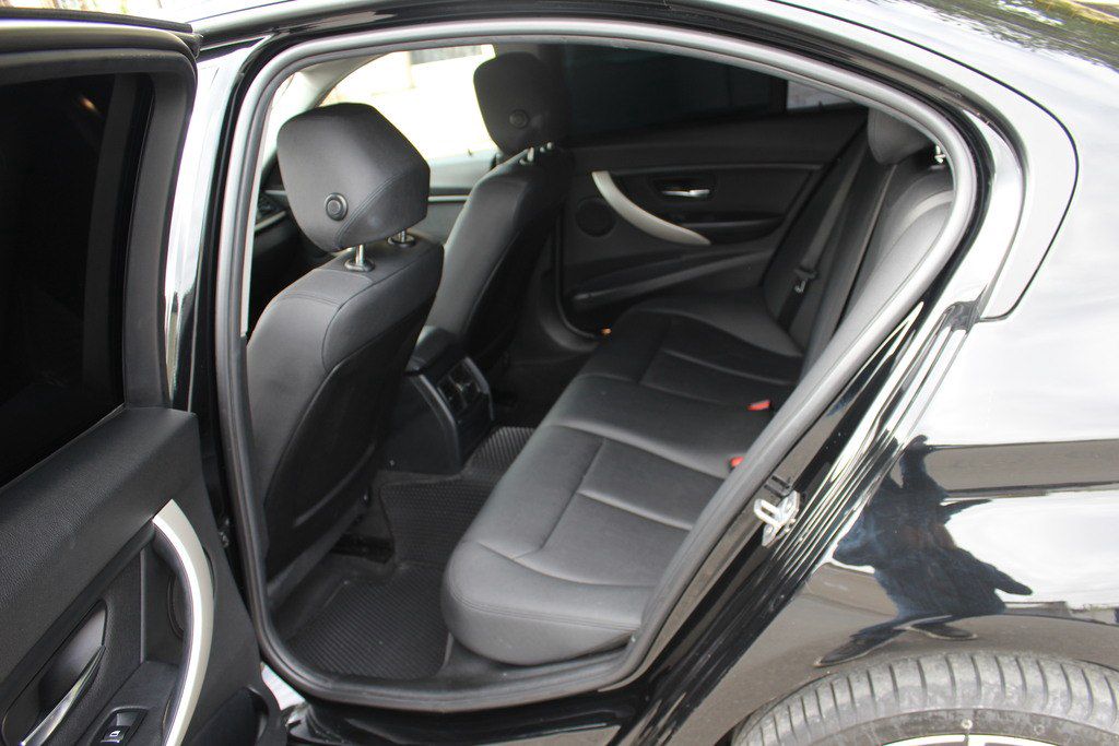 BMW 330, 2.0 L, 2017 il, 120 000 km 10-UA-109 — Avtomobillər, Bakı (9)