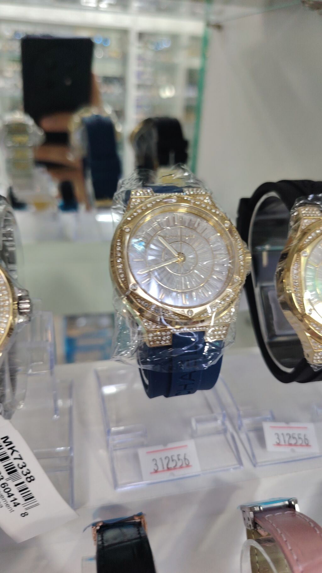 Michael Kors qadın saatları – zərif və parlaq dizaynlar Məhsul — Qol saatları, Masazır (7)