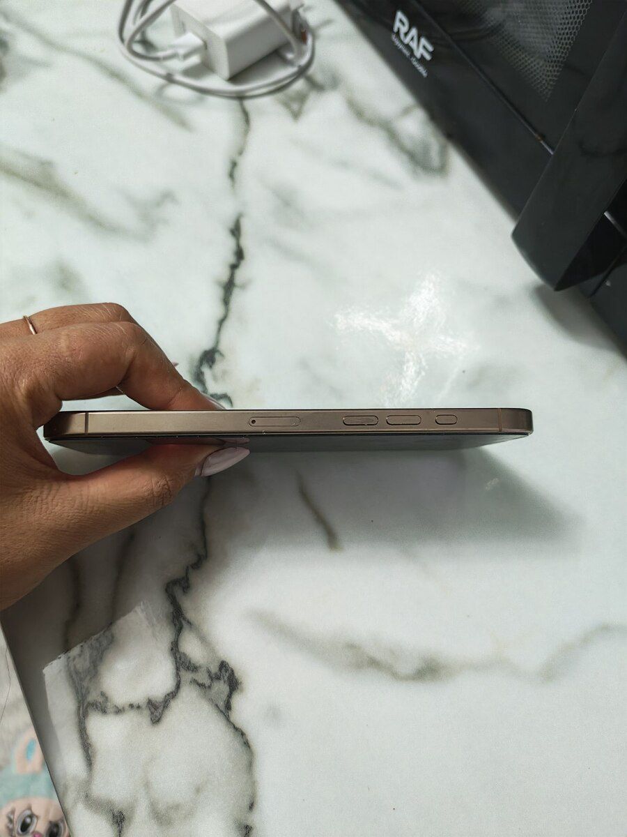 Apple iPhone 16 Pro Max Desert Titanium 256GB/8GB — Smartfonlar, Bakı (2)