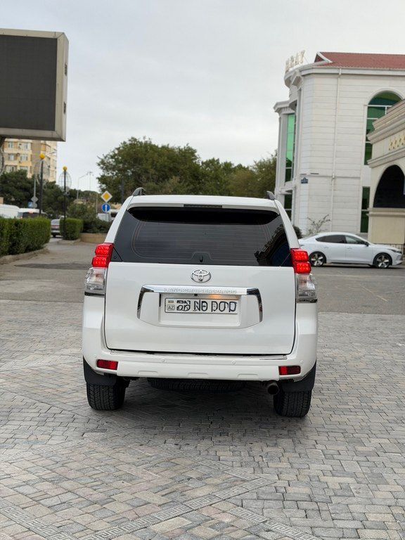 Toyota Land Cruiser Prado, 2.7 L, 2011 il, 248 000 km — Avtomobillər, Bakı (2)