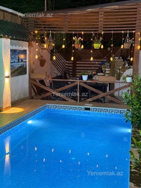 Günlük 4 otaqlı Həyət evi / Villa, 200 m², Qusar — House, cottage, summer house