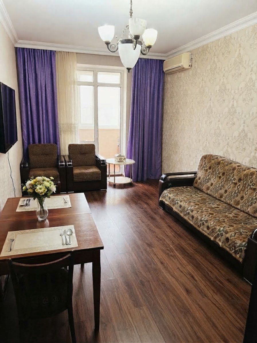 Satılır 4 otaqlı köhnə tikili 120 m² — Mənzil, Bakı