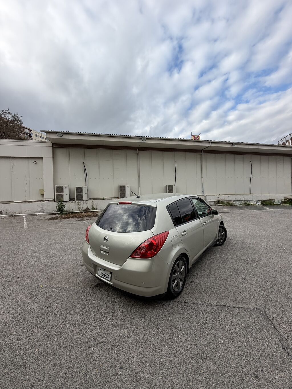 Nissan Tiida: 1.6 l 2008 il Hetçbek — Avtomobillər, Bakı (2)