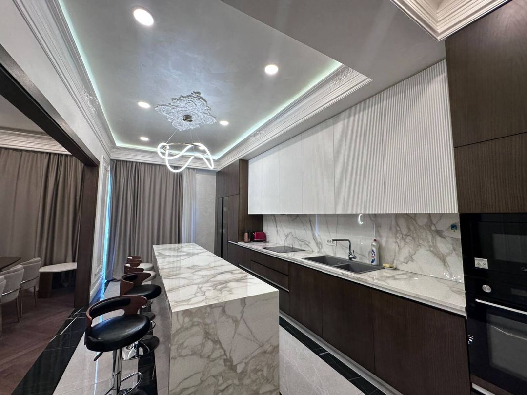 İcarəyə verilir 4 otaqlı yeni tikili 220 m² — Mənzil, Bakı (5)