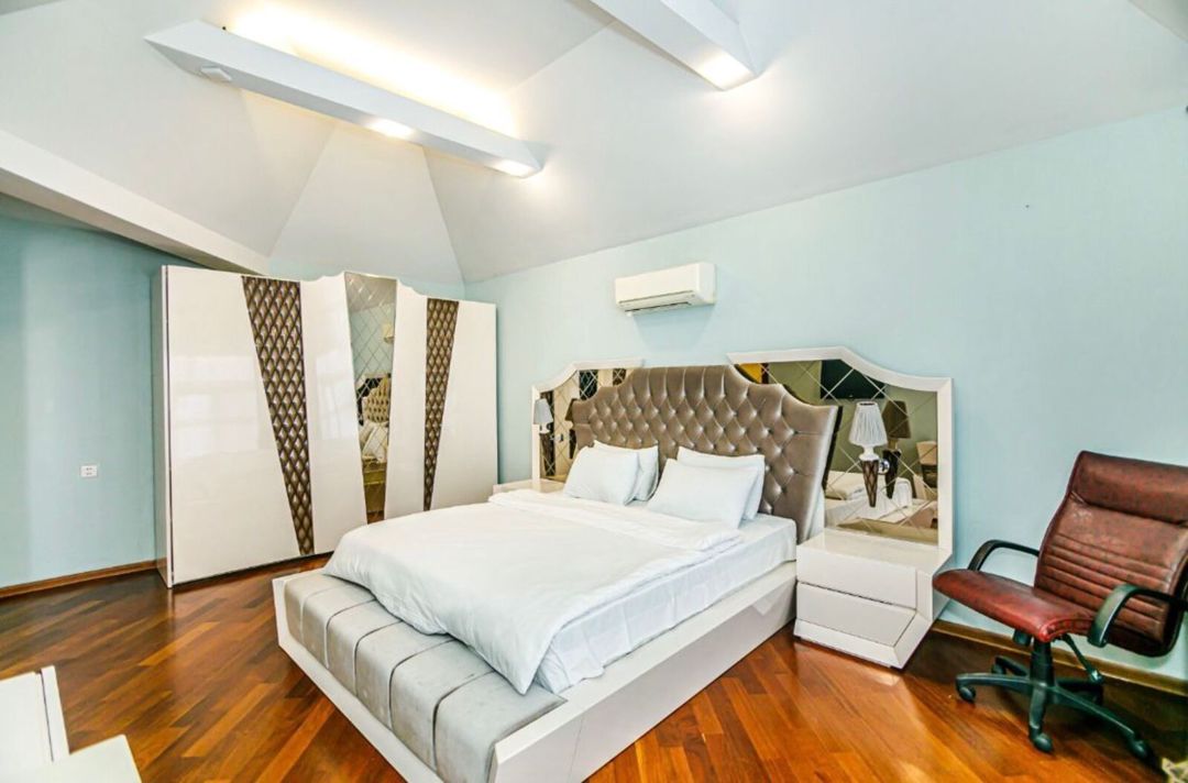 Satılır 7 otaqlı həyət evi/bağ evi 8 m² — Ev, villa, Bakı (8)