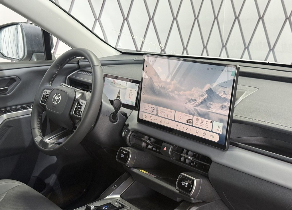 Toyota RAV4, 2026 il, 0 km, 2 L — Avtomobillər, Bakı (8)