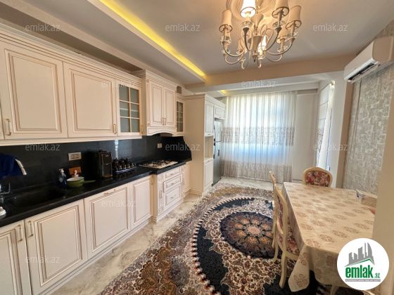 Satılır 4 otaqlı 180 m² yeni tikili 8 Noyabr m — Mənzil (9)