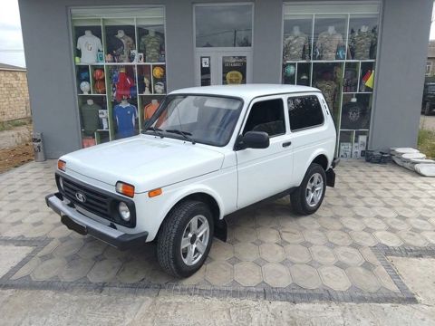 Lada (VAZ) Niva, 1.7 L, 2024 il, 4 500 km — Yardımlı