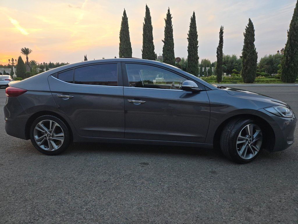 Hyundai Elantra, 1.6 L, 2016 il, 180 000 km — Avtomobillər, Bakı (4)