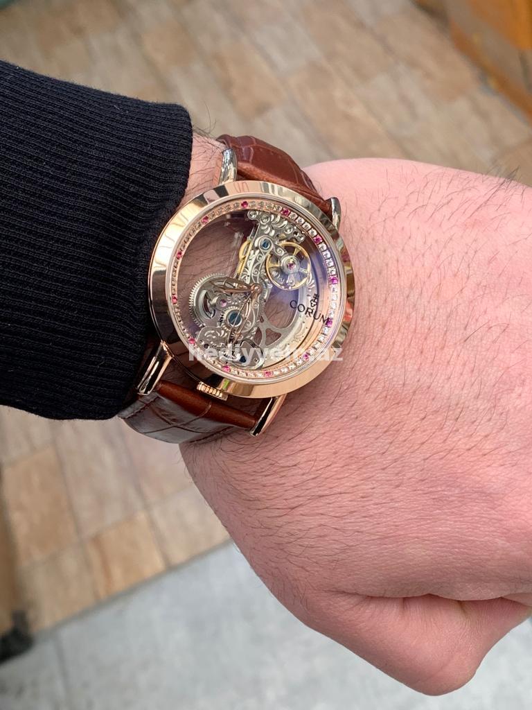 Corum Saat Kisi ucun №607 — Qol saatları, Bakı