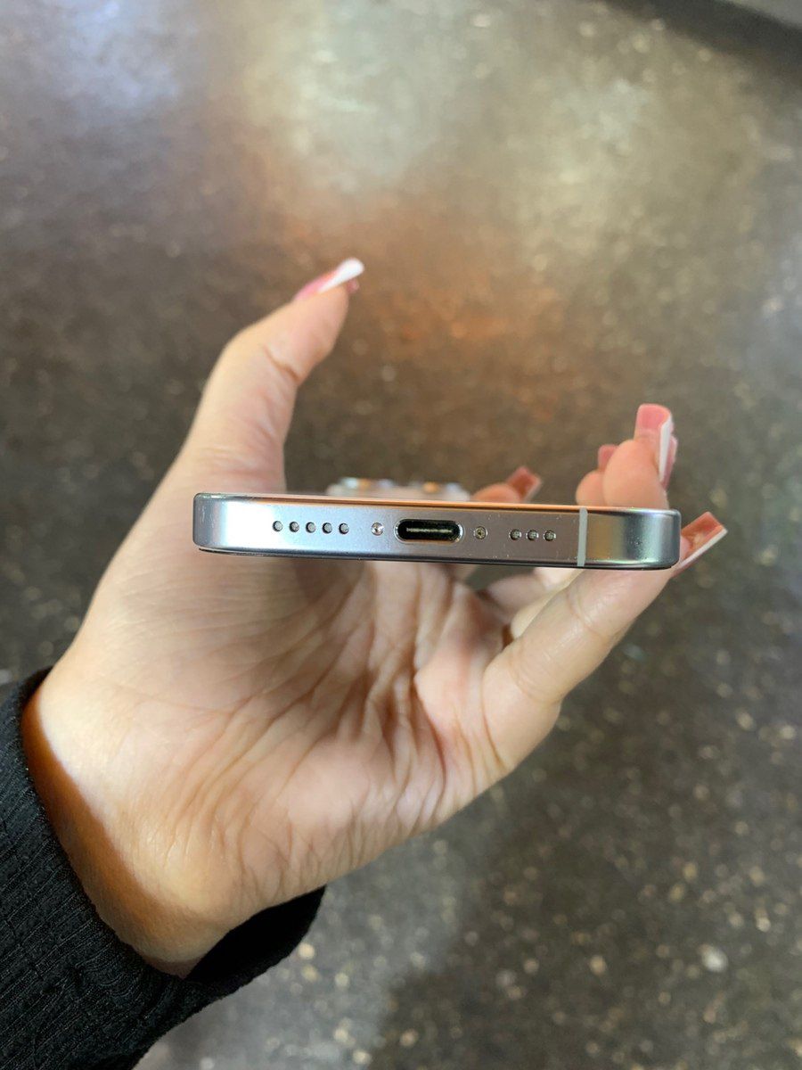 Apple iPhone 16 Pro White Titanium 128GB/8GB — Smartfonlar, Bakı (5)