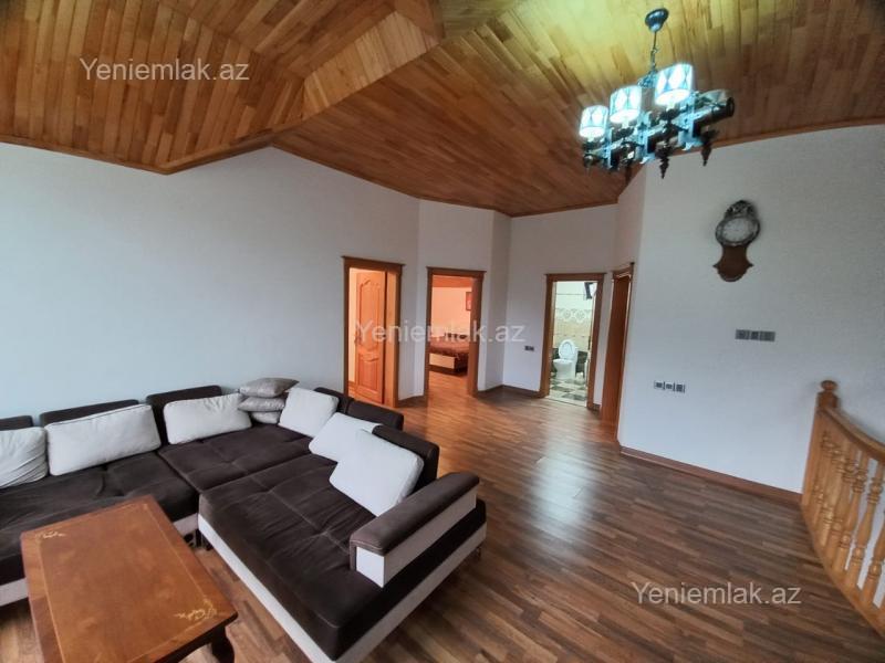 Günlük 5 otaqlı Həyət evi / Villa, 222 m², Quba — Ev, villa, Quba (11)