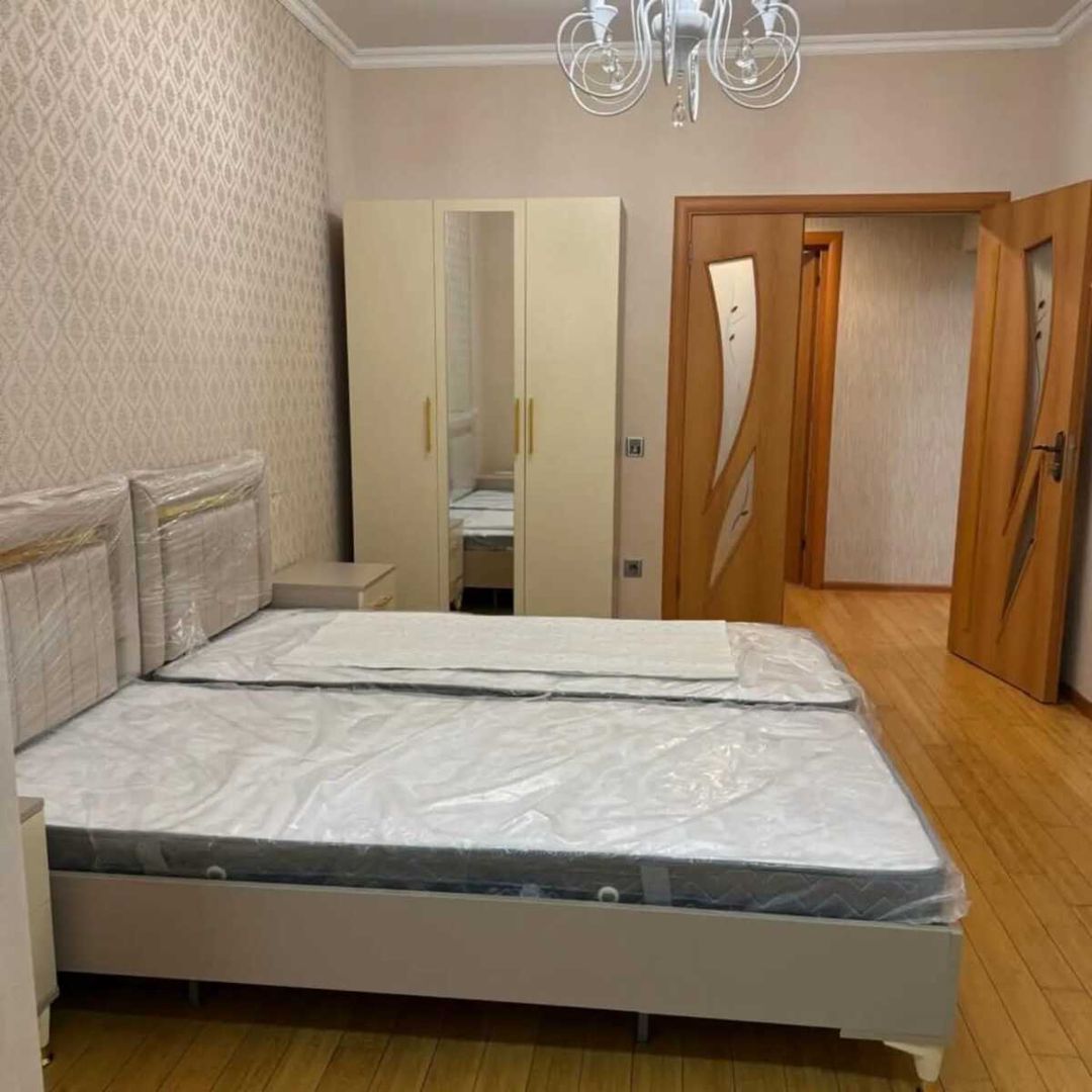 İcarəyə verilir 2 otaqlı köhnə tikili 90 m² — Mənzil, Bakı (5)