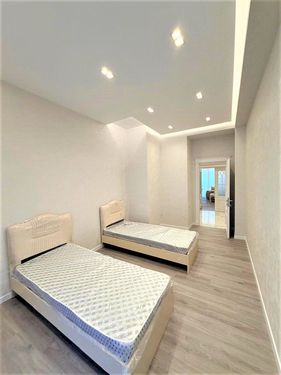 İcarəyə verilir 4 otaqlı yeni tikili 190 m² — Mənzil, Bakı (11)