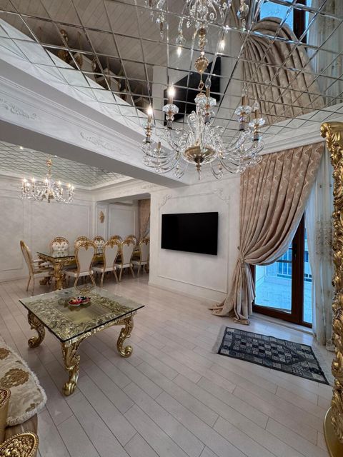 Satılır 4 otaqlı yeni tikili 181 m² — Bakı
