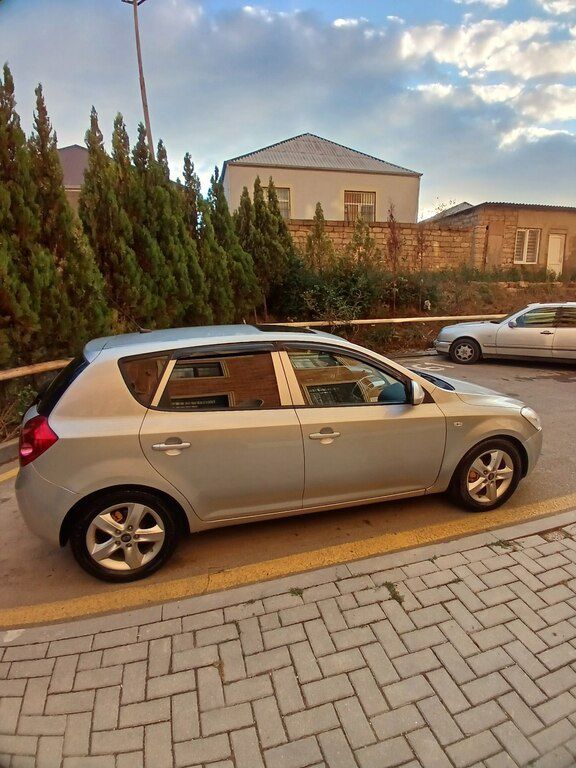 Kia Ceed, 1.6 L, 2007 il, 332 000 km — Avtomobillər, Bakı (3)