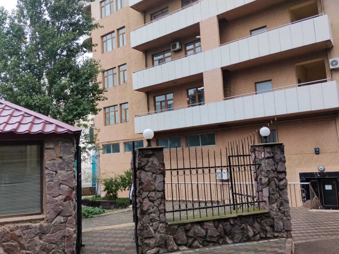 Satılır 5 otaqlı yeni tikili 190 m² — Mənzil, Bakı (2)