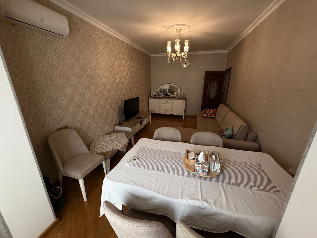 Satılır 2 otaqlı köhnə tikili 65 m² — Mənzil, Bakı (2)