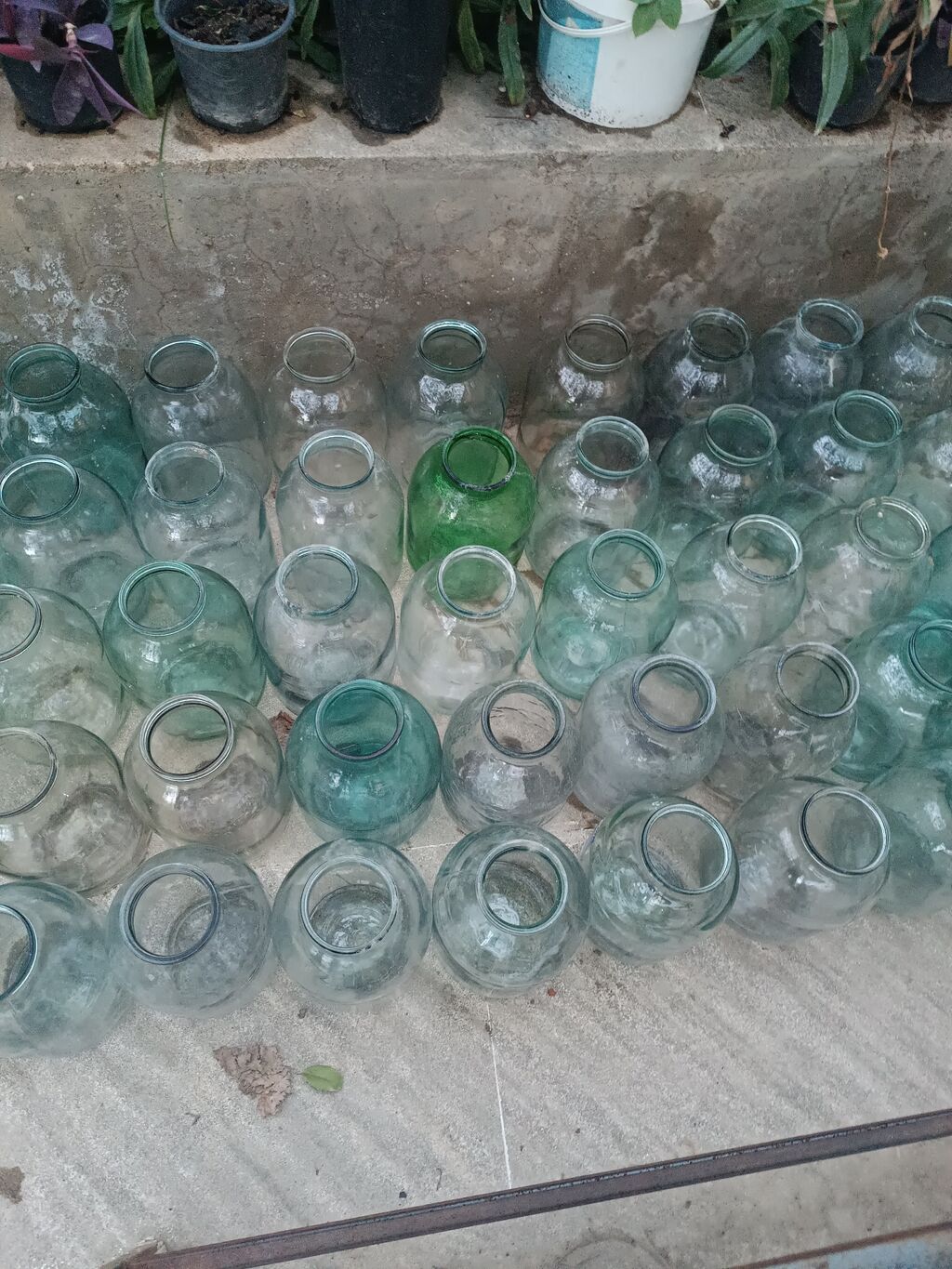 Balon. Banka. 3 kq ölçüdə Bankalar. Evdən satılır. Hamsı biryerdə 100 — Qablar və mətbəx əşyaları, Bakı (2)