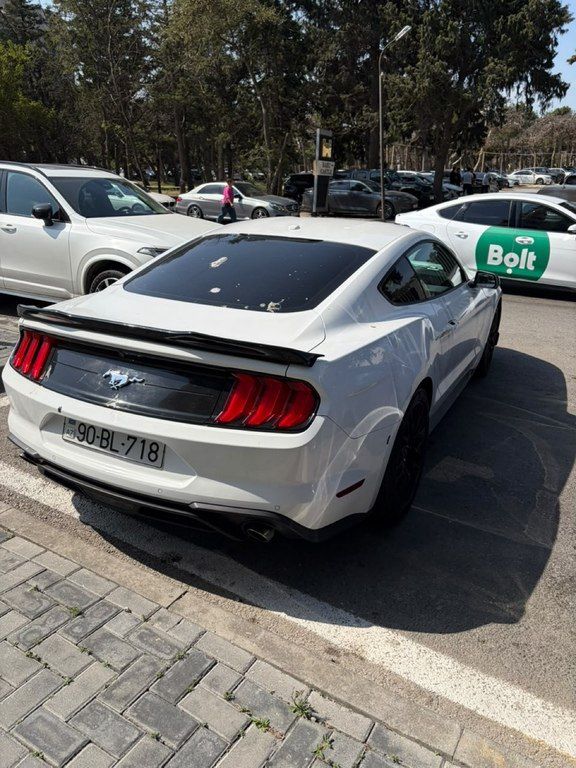Ford Mustang, 2.3 L, 2018 il, 115 000 km 10-BB-703 — Avtomobillər, Bakı (5)