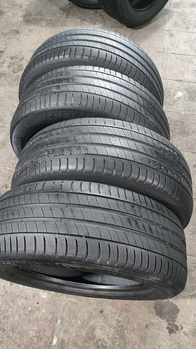 Michelin şinləri 215/55 R17 — Ehtiyat hissələri və aksesuarlar, Bakı (3)