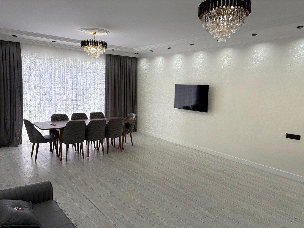 İcarəyə verilir 4 otaqlı həyət evi/bağ evi 390 m² — Ev, villa, Bakı (5)