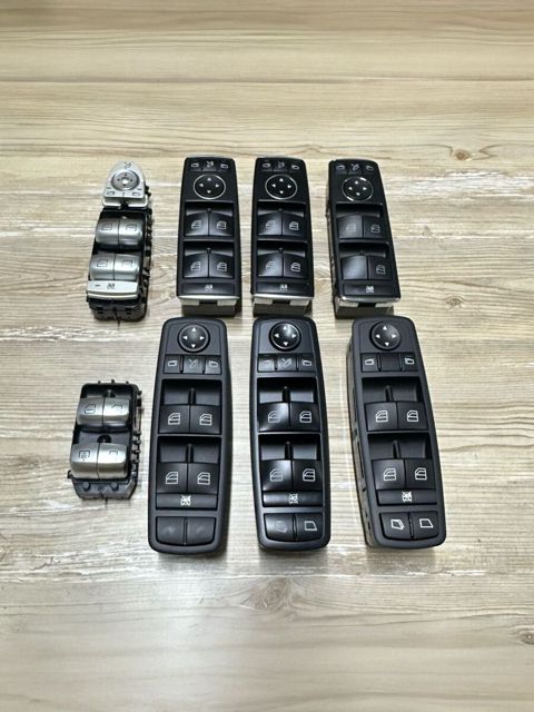 "Mercedes Benz" şüşəqaldıran düyməsi — Bakı