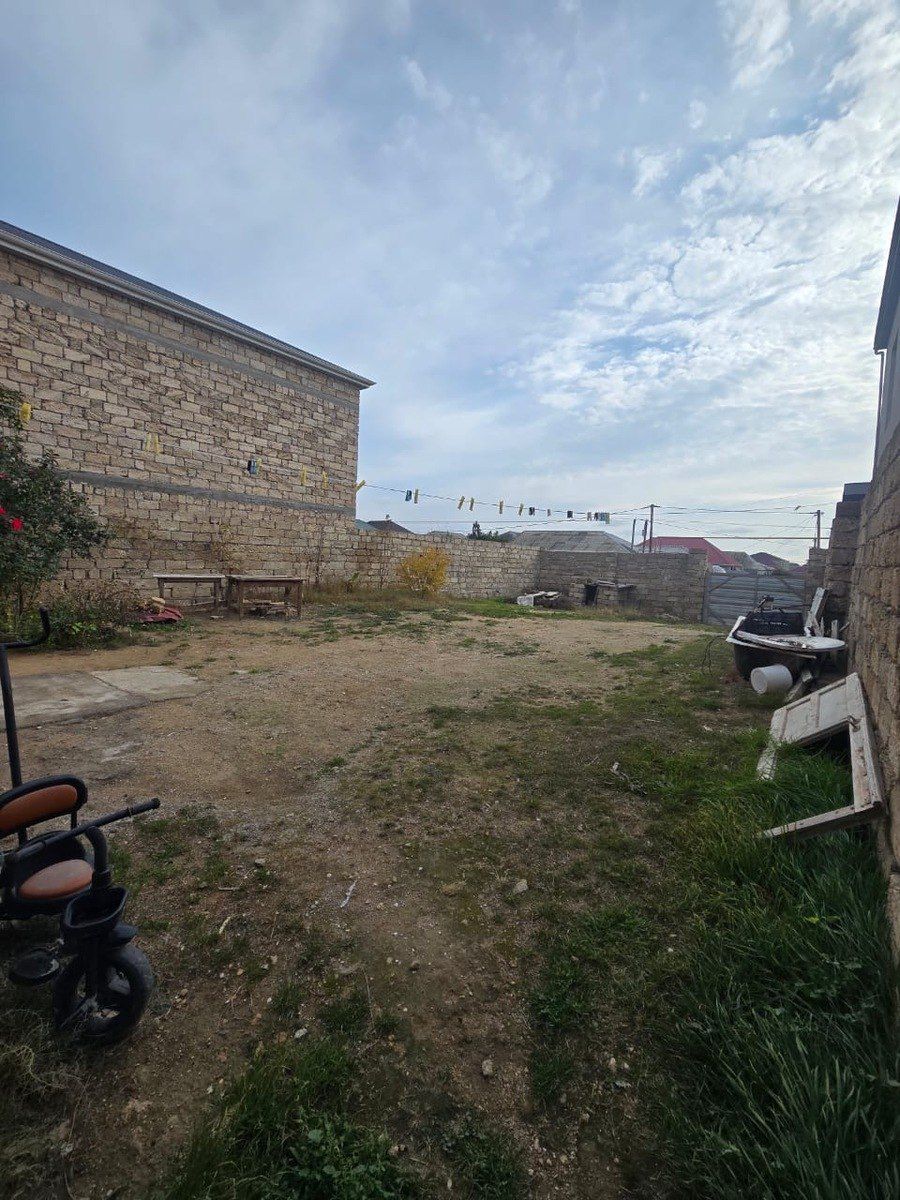 Satılır 4 otaqlı həyət evi/bağ evi 120 m² — Ev, villa, Bakı (2)