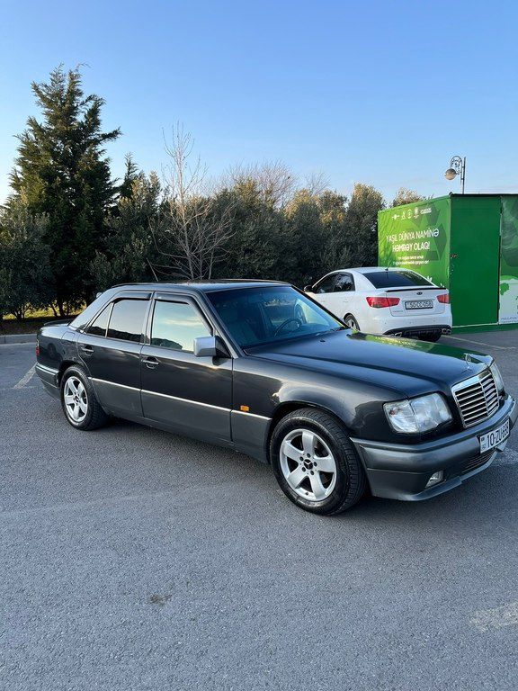 Mercedes 220 E, 2.2 L, 1995 il, 345 000 km 10-ZU-698 — Avtomobillər, Sumqayıt (4)