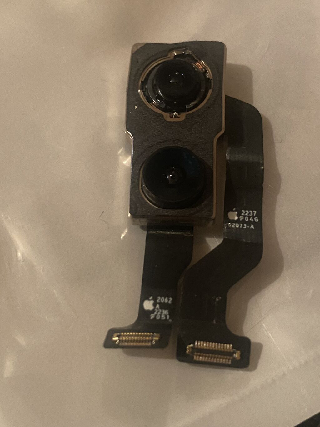 İphone 11 kamerasi endirim edecem tek problem vidioda yungul esme var — Digər, Digah (3)