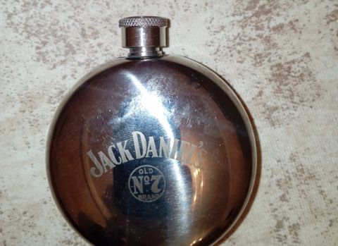 Jack Daniel's viski qabı — Bakı