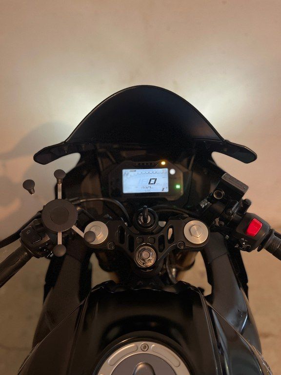 Yamaha R15 V4, 150 sm3, 2022 il, 19 000 km — Motosikletlər, Siyəzən (5)