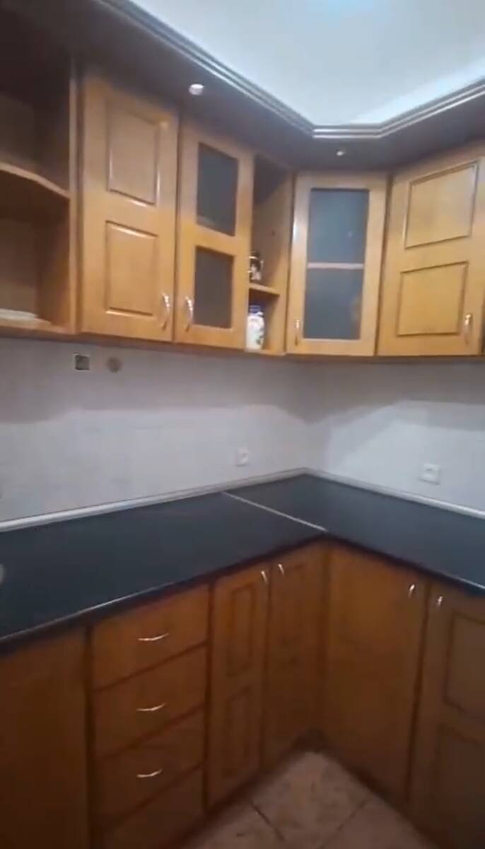 İcarəyə verilir 3 otaqlı köhnə tikili 105 m² — Mənzil, Bakı (3)