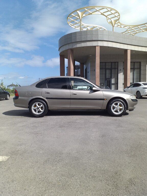 Opel Vectra, 2.0 L, 1996 il, 250 000 km 90-HJ-384 — Avtomobillər, Sumqayıt (4)