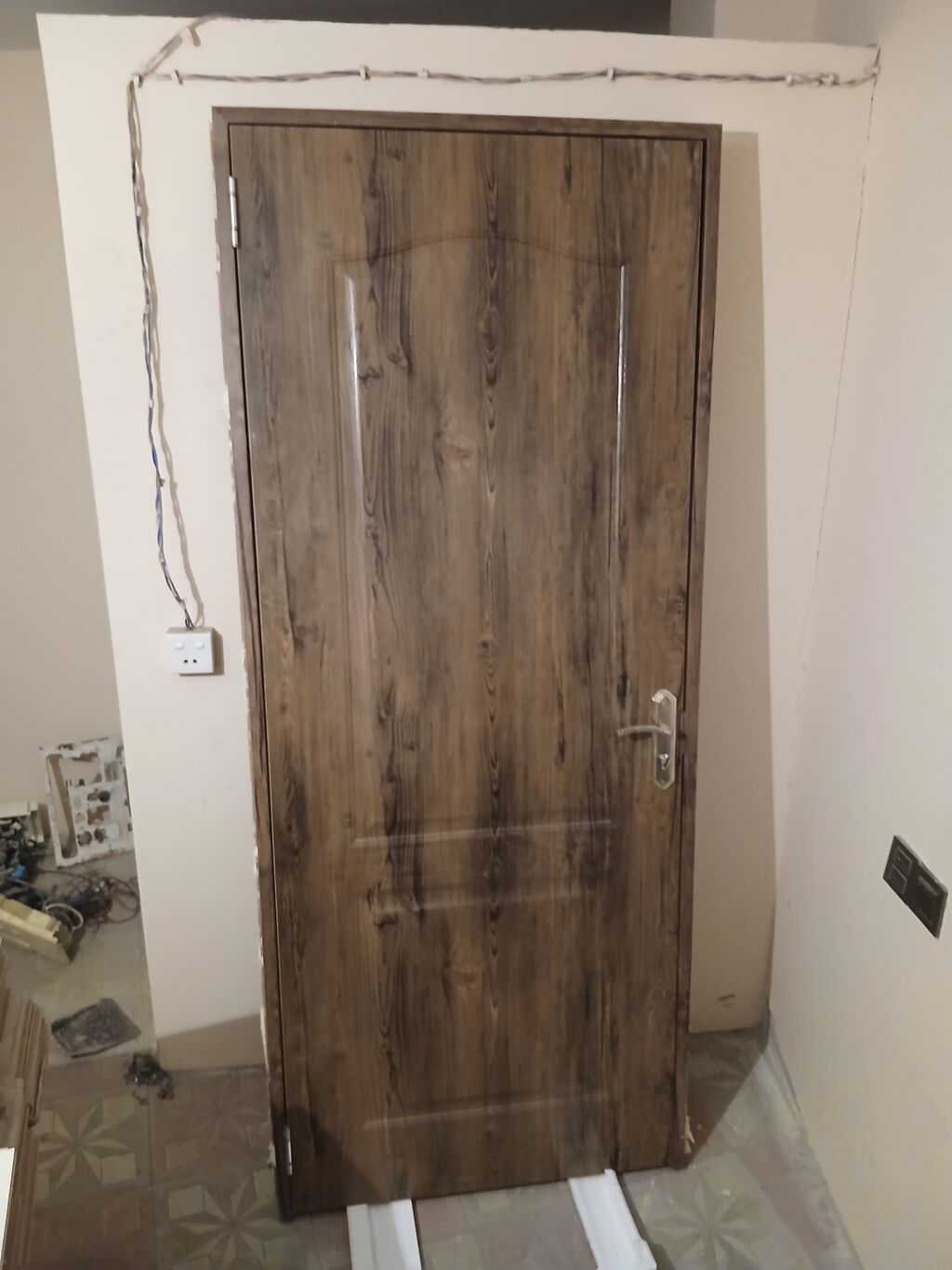 Yataq otağı üçün İşlənmiş Otaq qapısı Ünvandan götürmə — Pəncərələr, qapılar, balkonlar, Sumqayıt