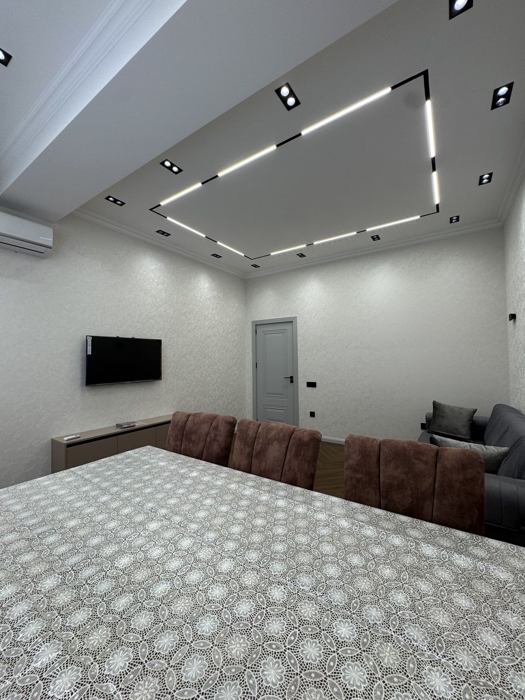 İcarəyə verilir 3 otaqlı yeni tikili 130 m² — Mənzil, Bakı (10)