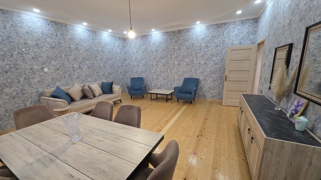 Satılır 4 otaqlı həyət evi/bağ evi 150 m² — Ev, villa, Bakı (2)