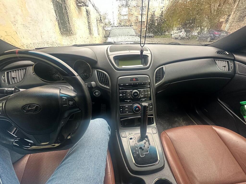 Hyundai Genesis Coupe, 3.8 L, 2011 il, 300 000 km 10-ZY-573 — Avtomobillər, Bakı (4)