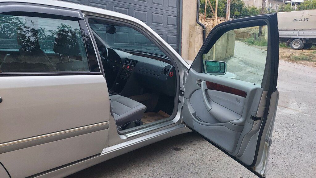 Mercedes C 240, 2.4 L, 1998 il, 322 454 km 99-CP-209 — Avtomobillər, Bakı (5)