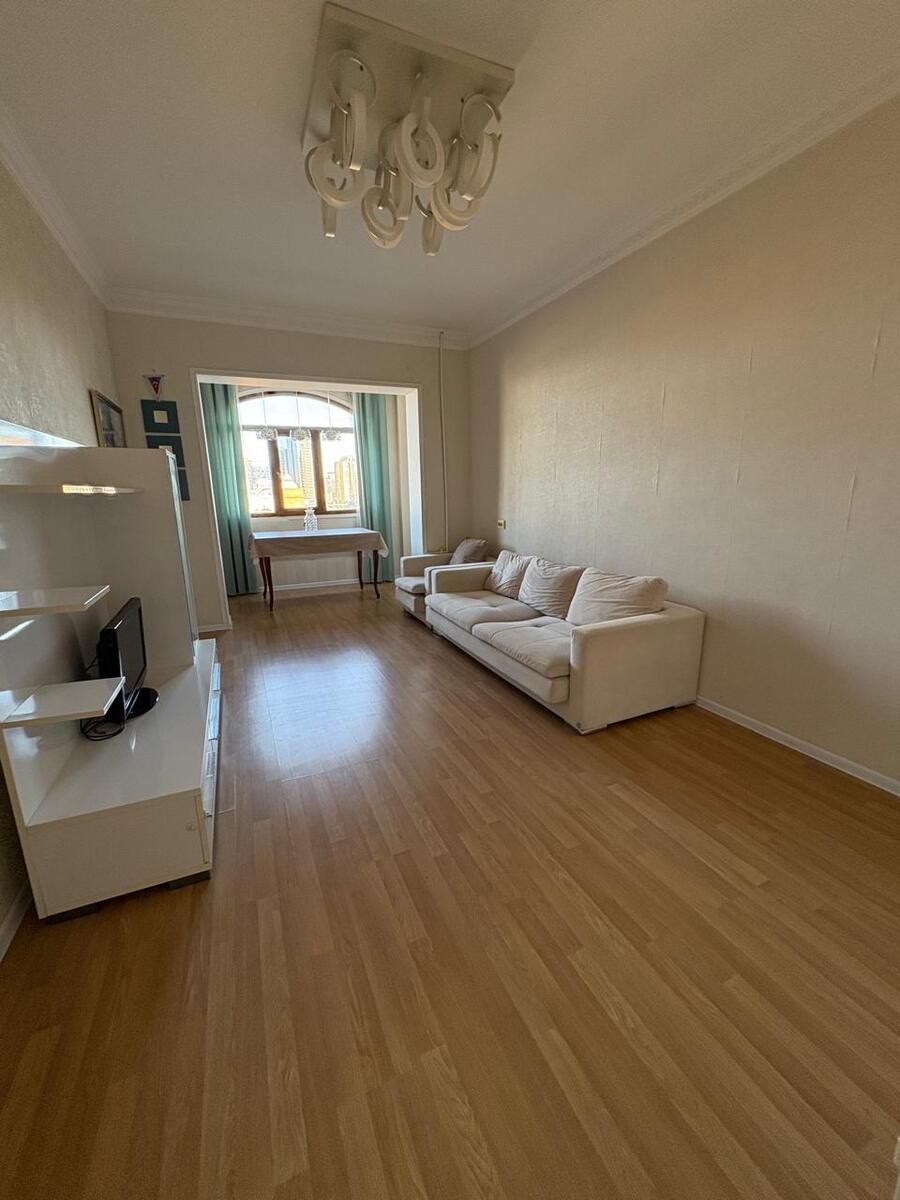 Satılır 3 otaqlı köhnə tikili 85 m² — Mənzil, Bakı (5)