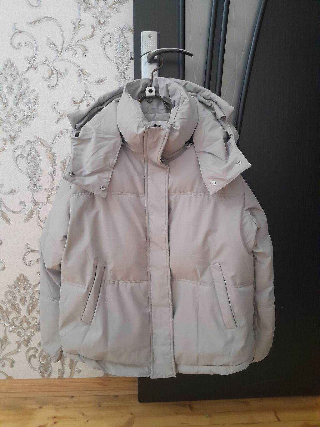 Qadin ucun qalin qis kurtqasi. Oversize model M olculu. 1 defe — Jaketlər, Bakı