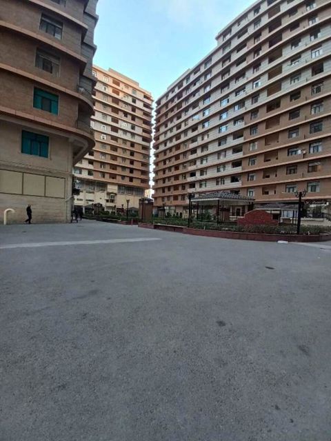 3-otaqlı yeni tikili, Səməd Vurğun küç., 151 m² — Bakı