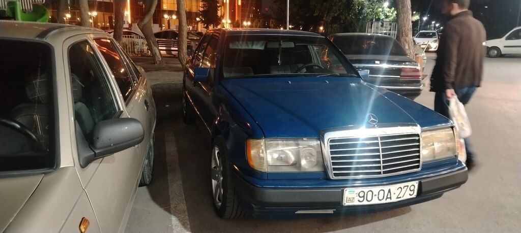 Mercedes 230 E, 2.3 L, 1988 il, 450 000 km 90-OA-279 — Avtomobillər, Bakı (8)
