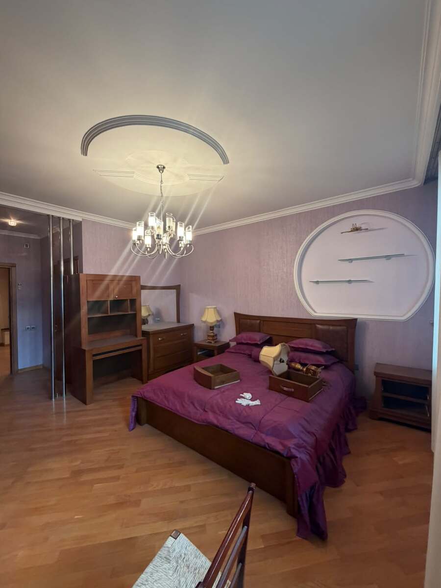 Satılır 4 otaqlı yeni tikili 205 m² — Mənzil, Bakı (12)