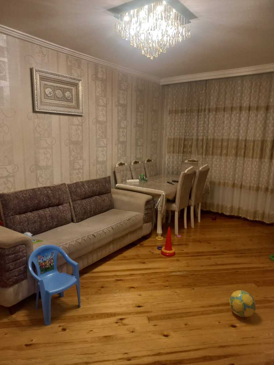 Satılır 4 otaqlı köhnə tikili 100 m² — Mənzil, Bakı (3)