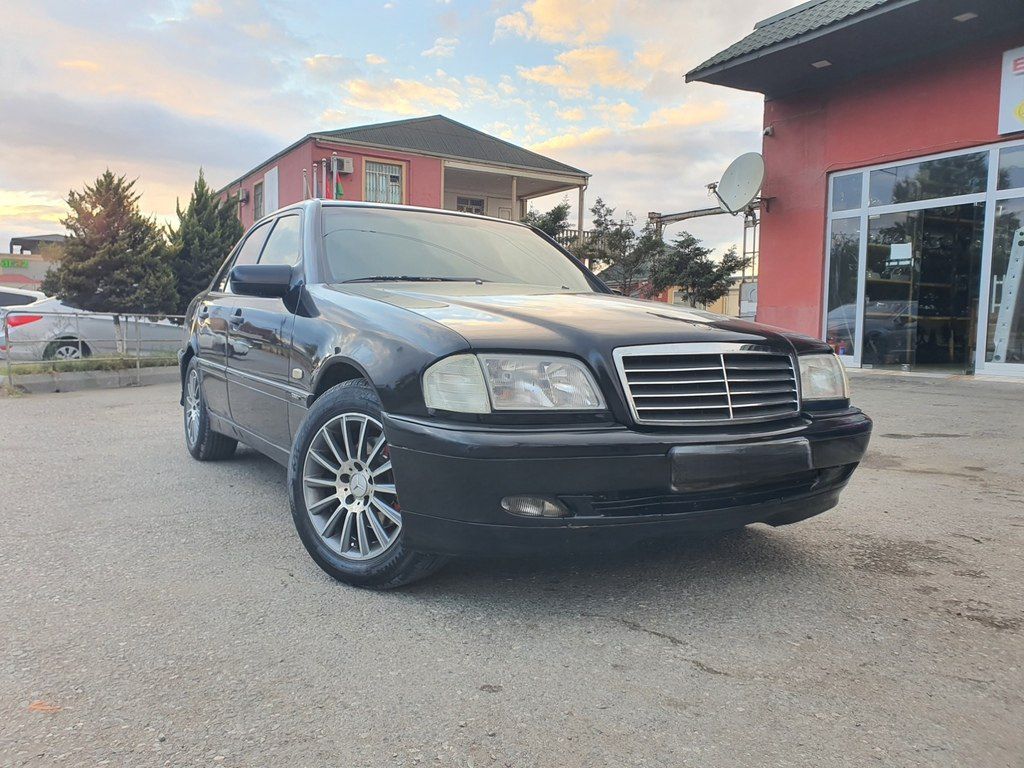 Mercedes C 230, 2.3 L, 1999 il, 372 820 km — Avtomobillər, Bakı (4)