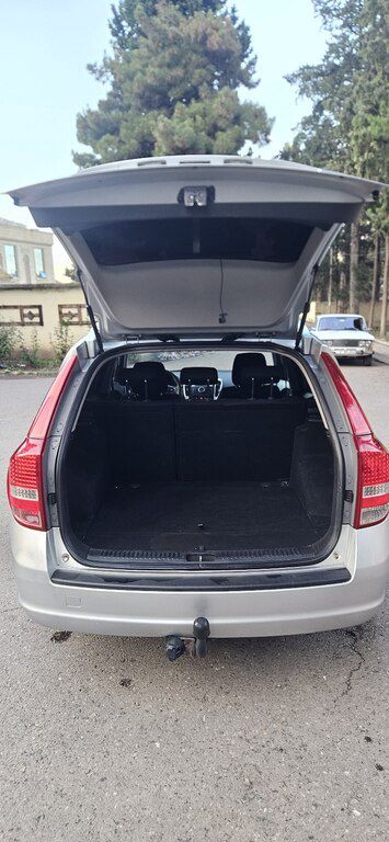 Kia Ceed SW, 1.4 L, 2010 il, 283 000 km — Avtomobillər, Tovuz (12)