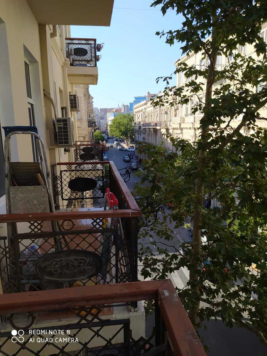 İcarəyə verilir 1 otaqlı köhnə tikili 51 m² — Mənzil, Bakı (5)